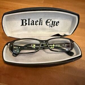 Black Eye Dagger Eyeglasses